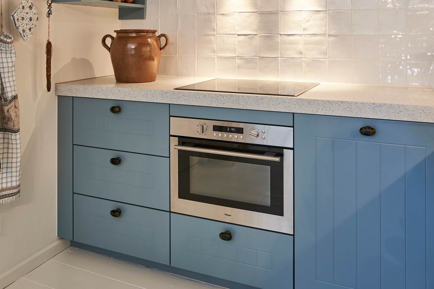 Landelijke blauwe keuken Krabbendijke, Pelgrim oven
