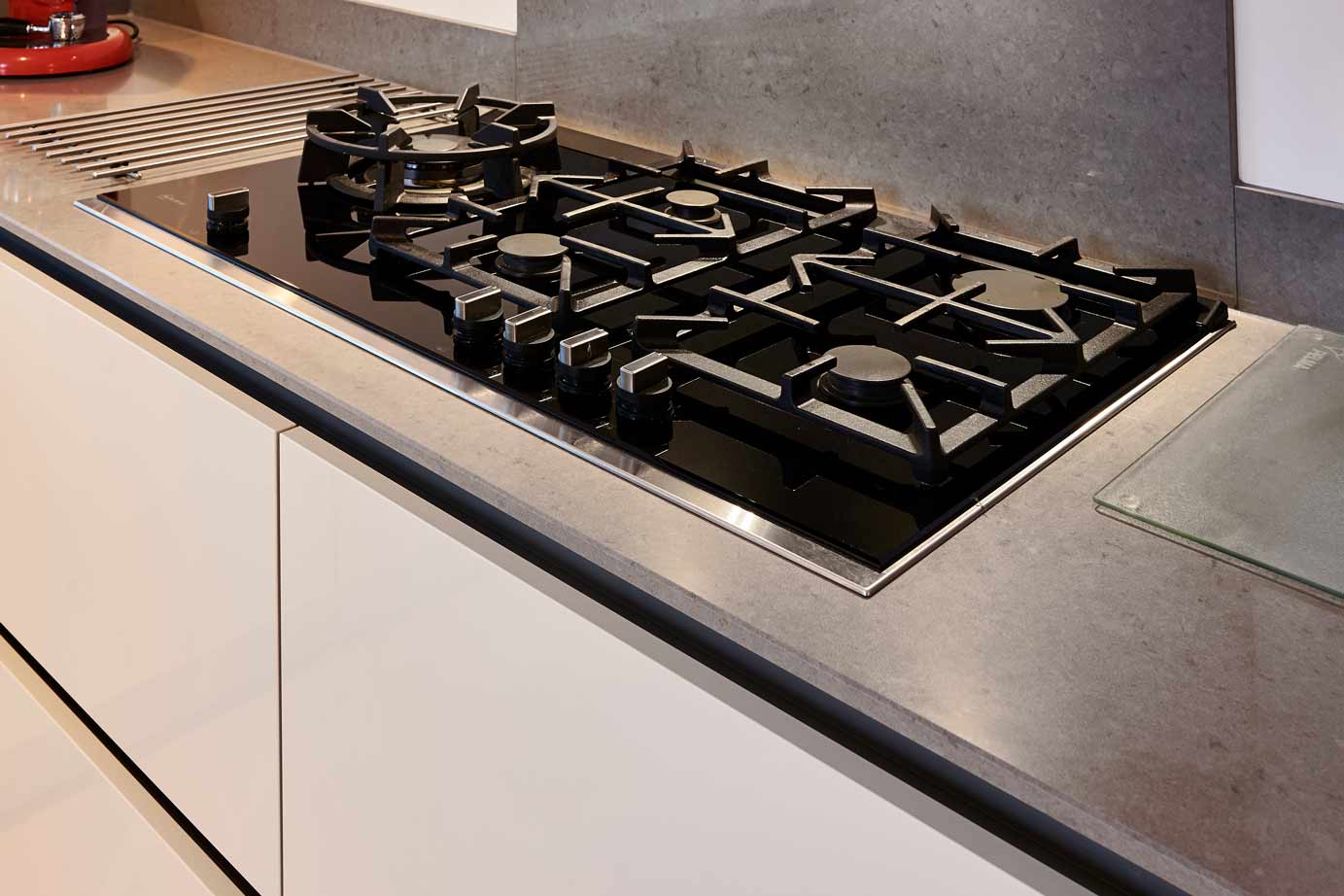 Moderne keuken, gaskookplaat met wokbrander
