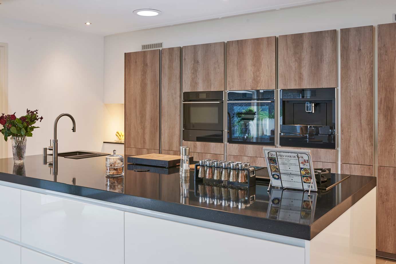 Keukenapparatuur moderne keuken