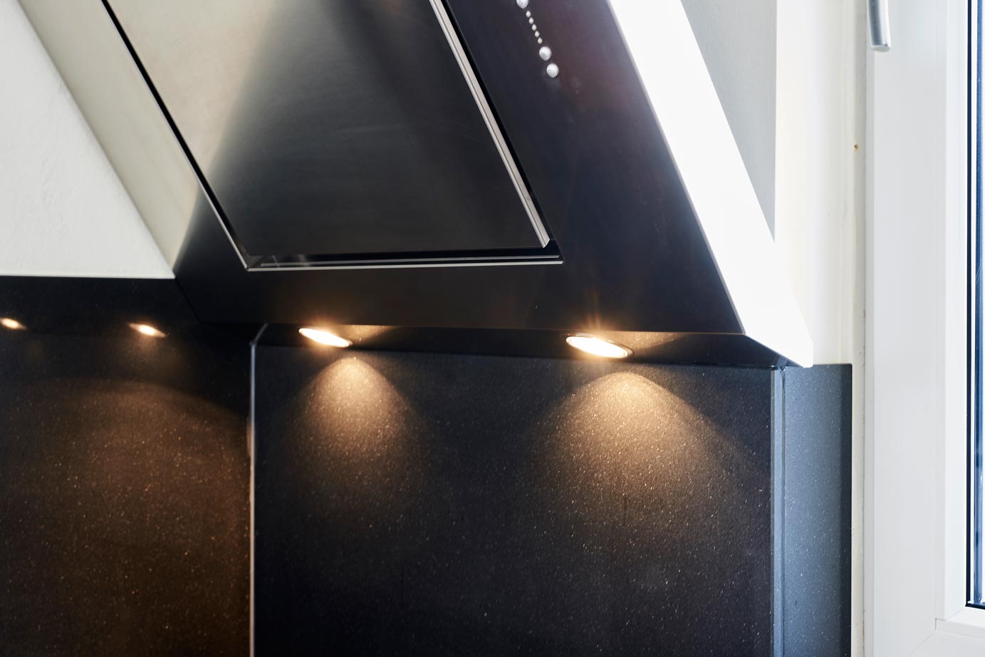 Parallelle keuken, afzuiging 