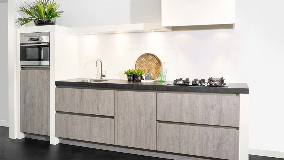 Greeploos houten keuken