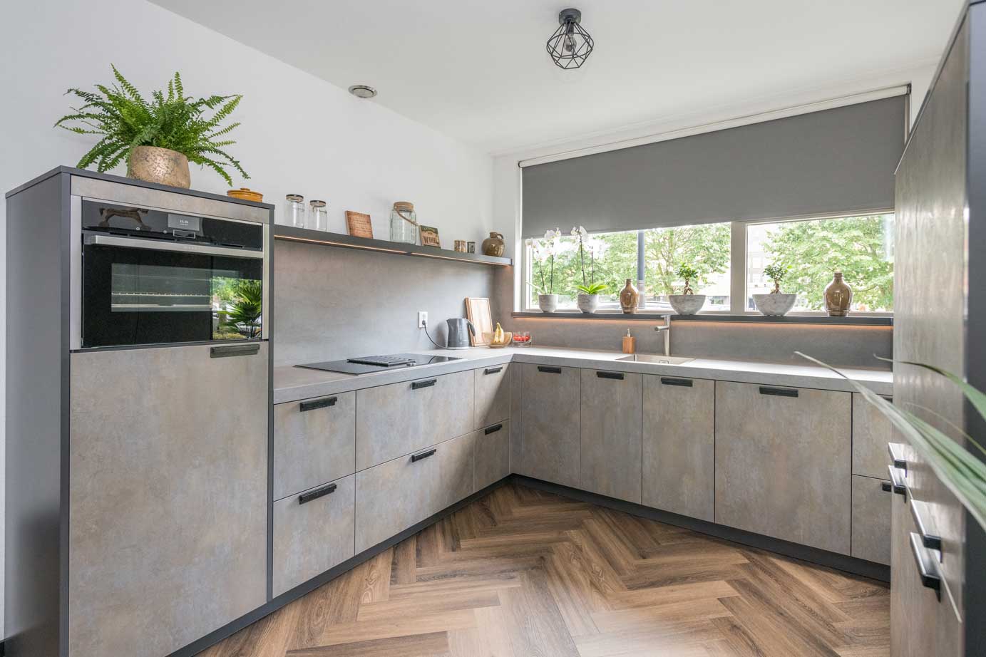 Betonnen keuken Middelharnis