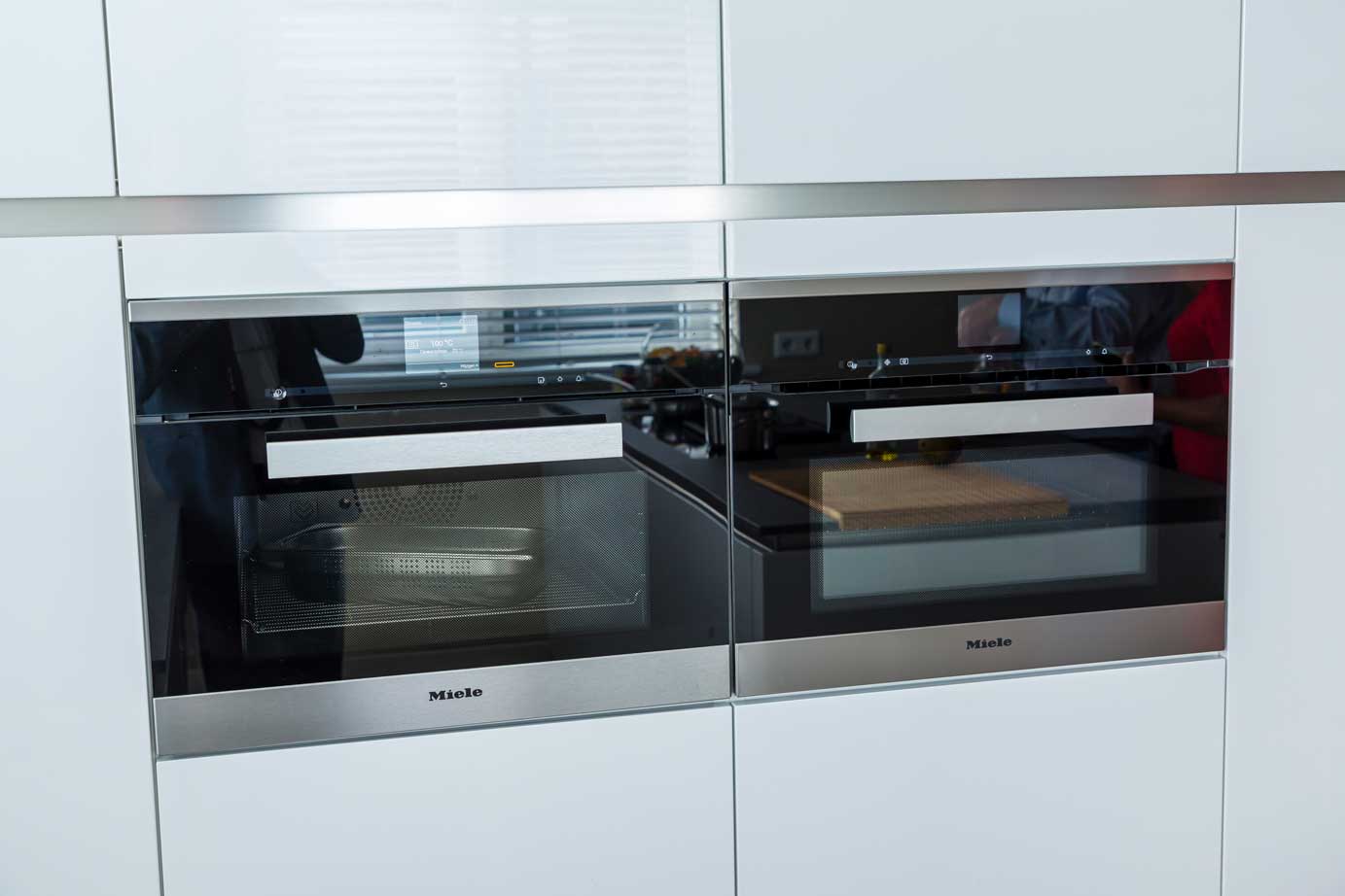 Oven in kastenwand Deventer