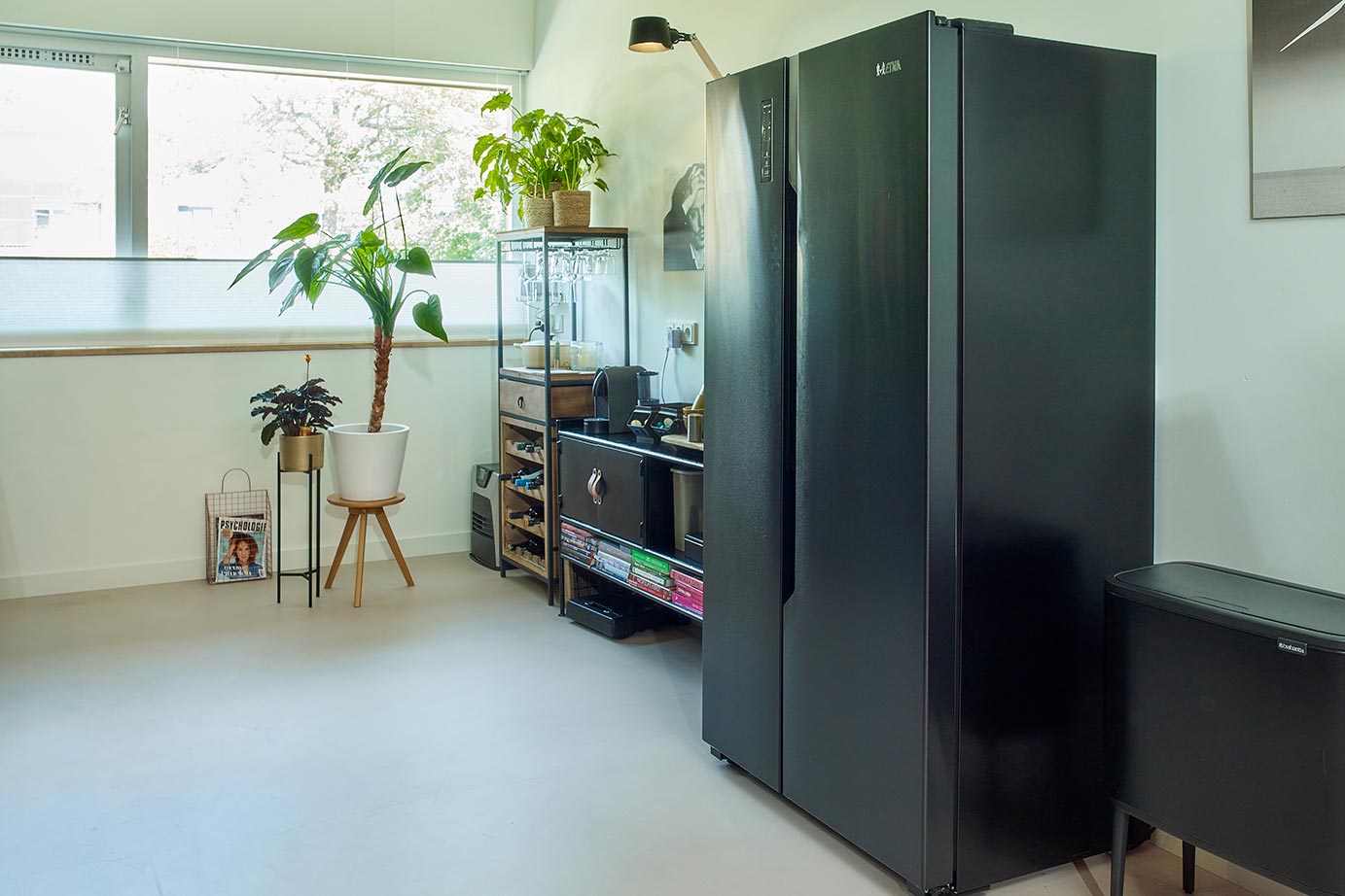 Moderne keuken Mijdrecht, Amerikaanse koelkast zwart