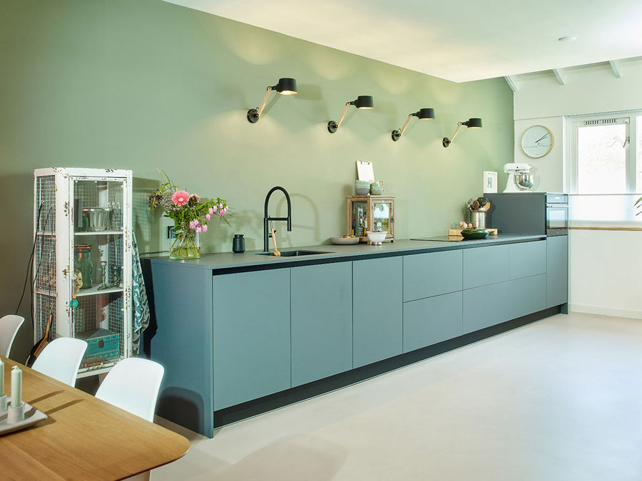 Rechte keuken greeploos