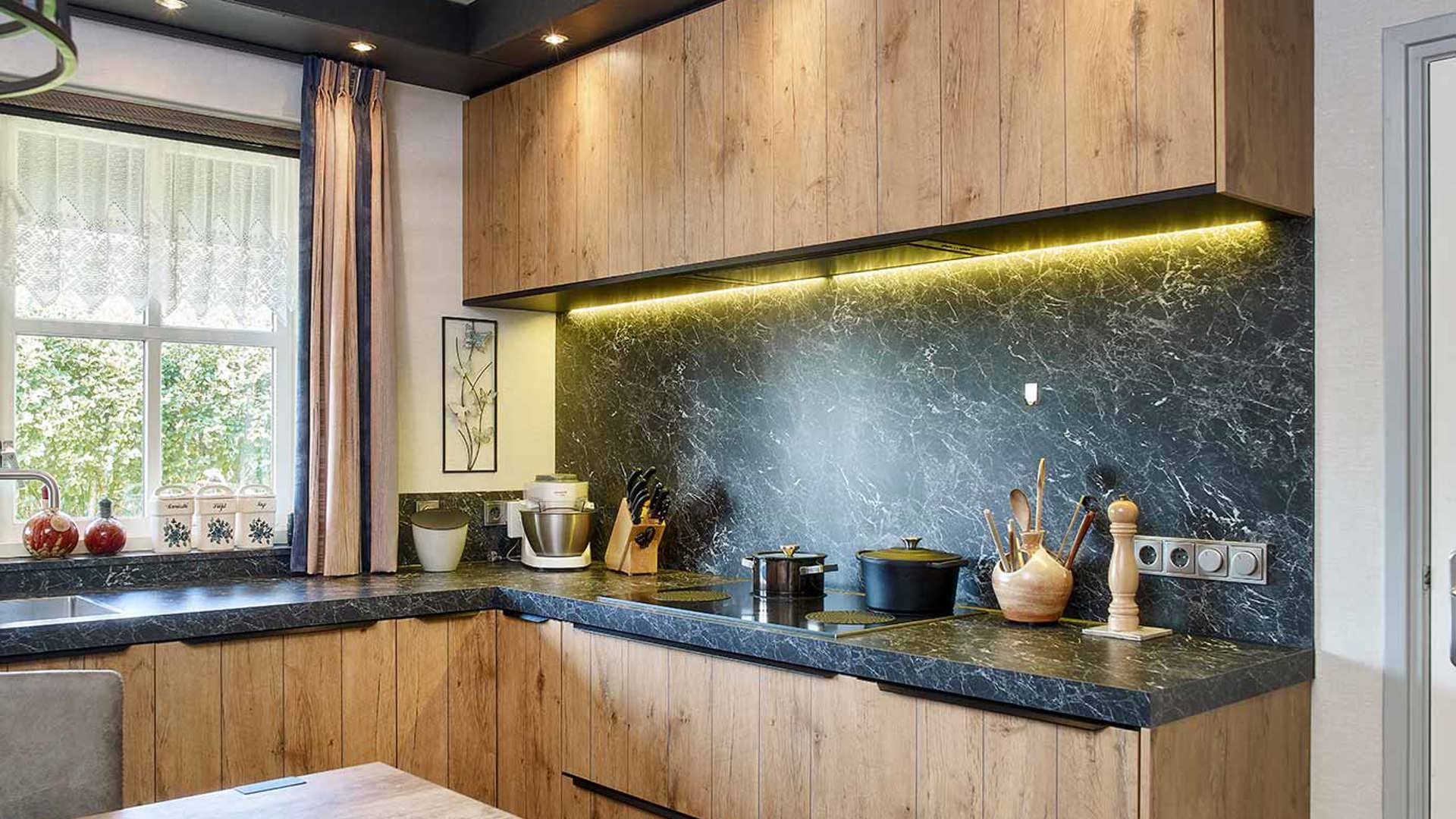 Houten hoekkeuken Bergen op Zoom