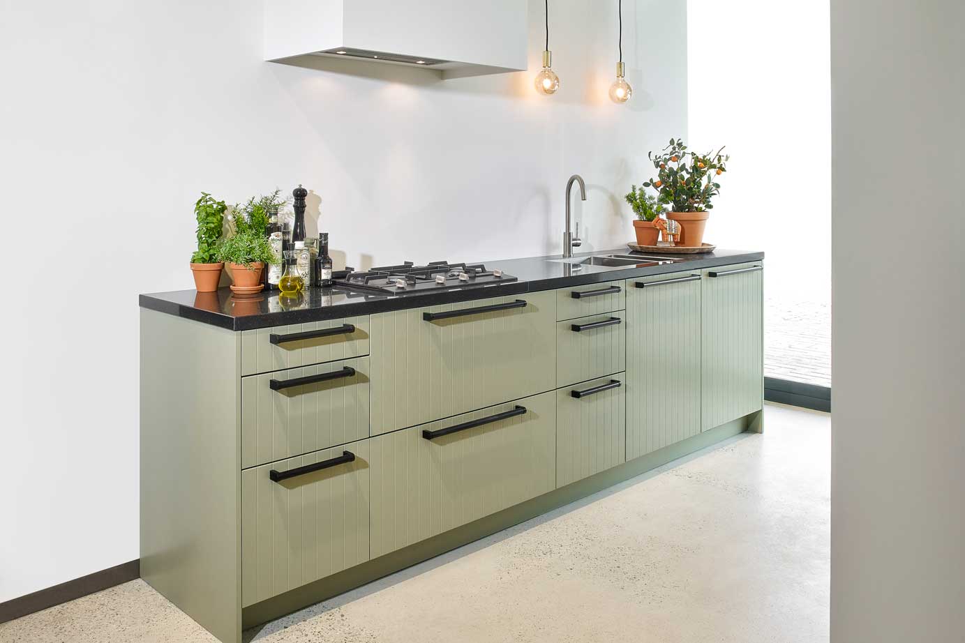 Landelijk groene rechte keuken