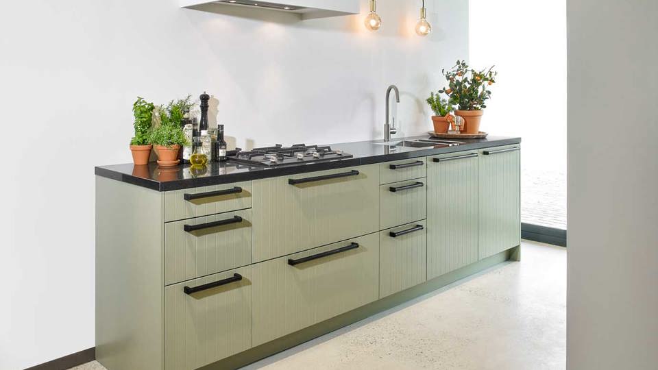 Landelijk groene rechte keuken