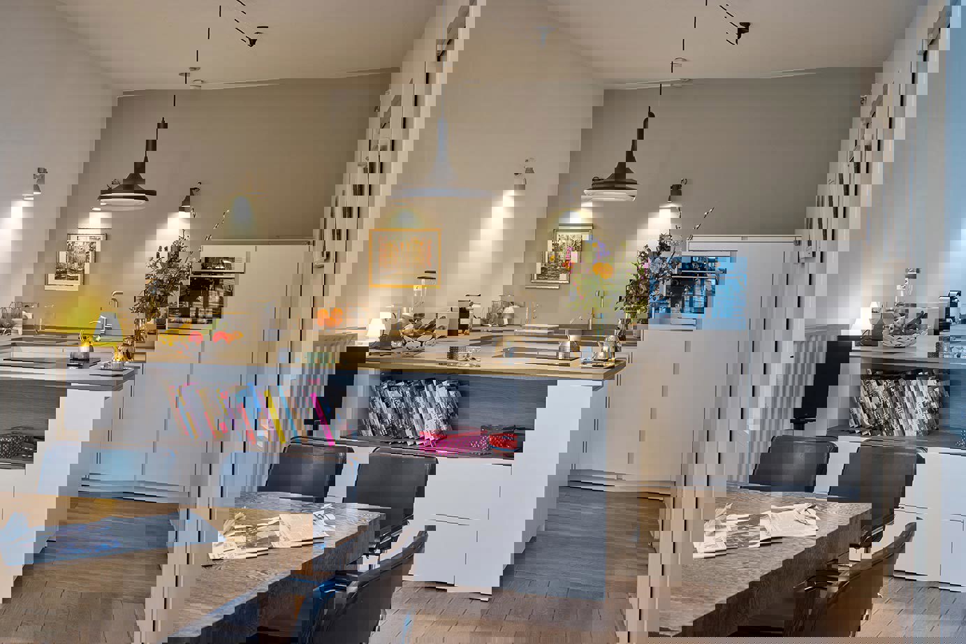 Witte SieMatic u-keuken Amsterdam