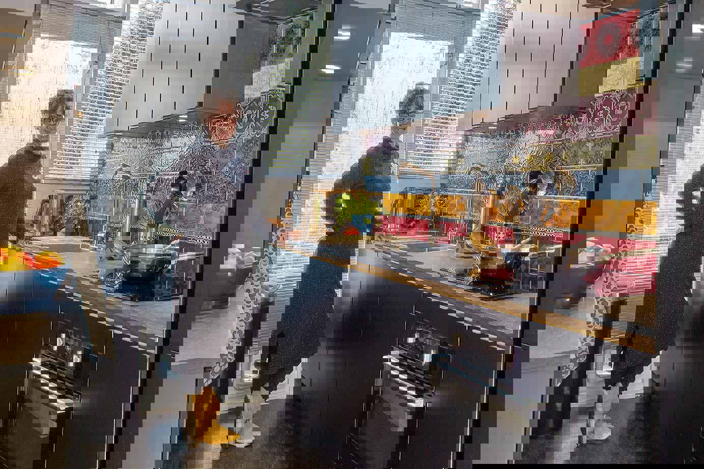 Zwarte parallelle keuken Haarlem