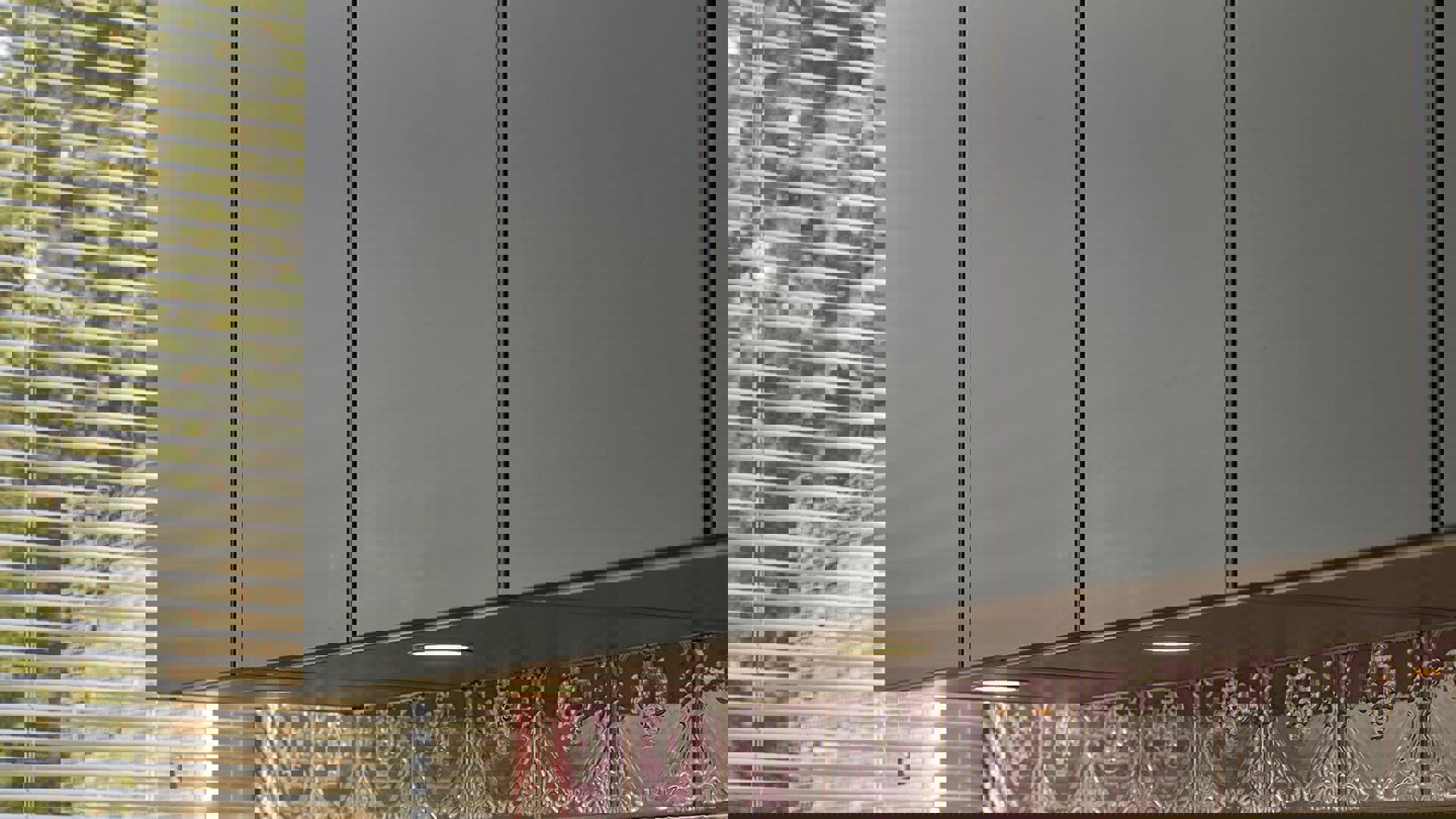 Matzwarte greeploze kasten Haarlem