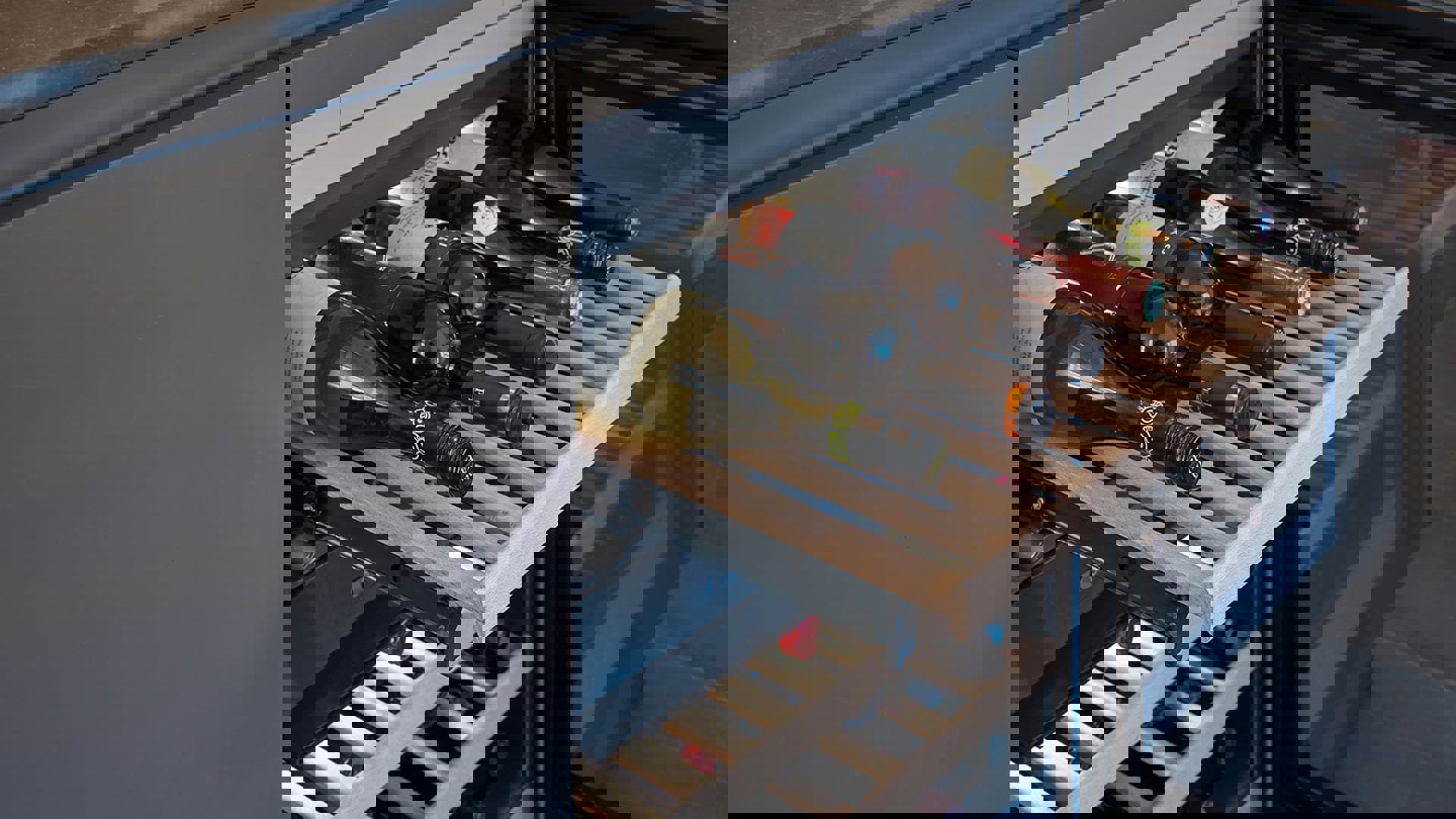 Siematic keuken met eiland Heiloo, wijnkoeler