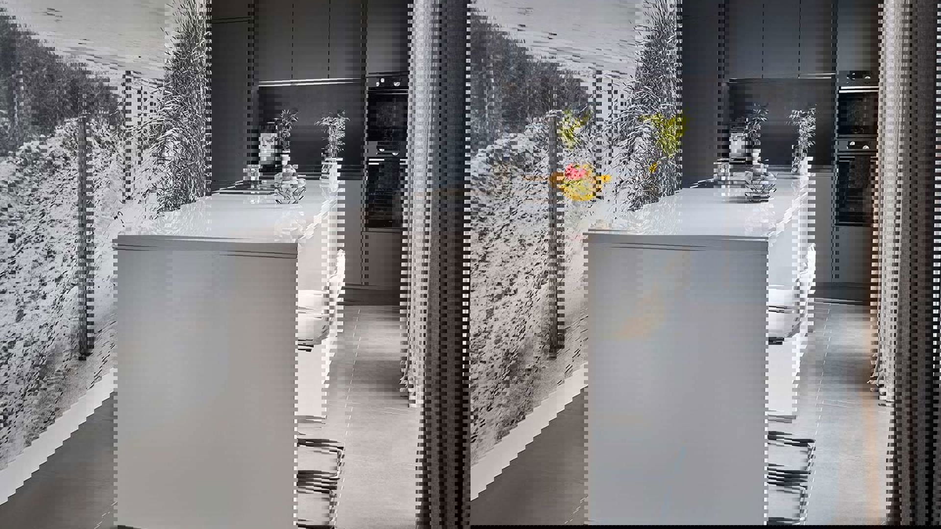 Moderne keuken met eiland Katwijk, wit en zwart