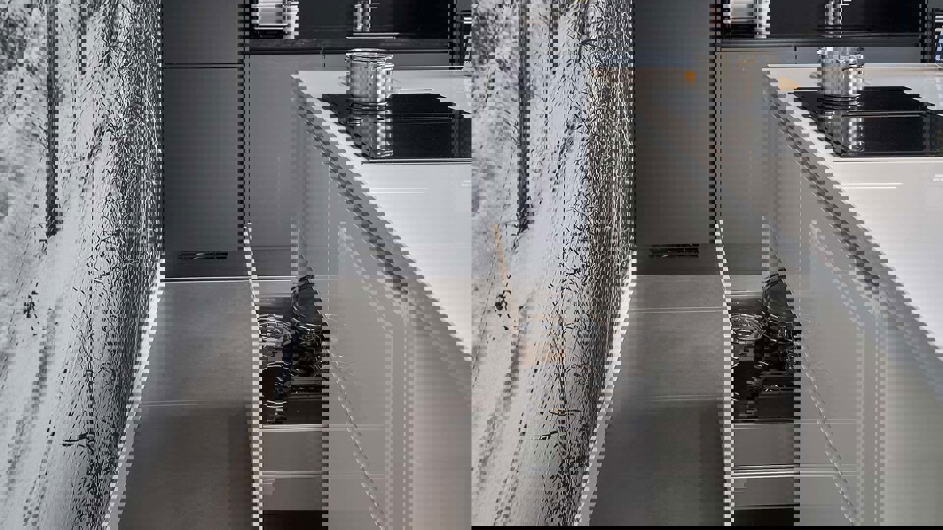 Moderne keuken met eiland Katwijk, greeploze lade