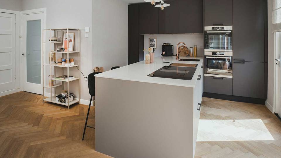 Kookeiland met opbergruimte