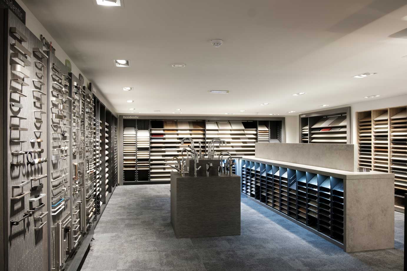 Pelma Keukens Goes, Showroom, material centre