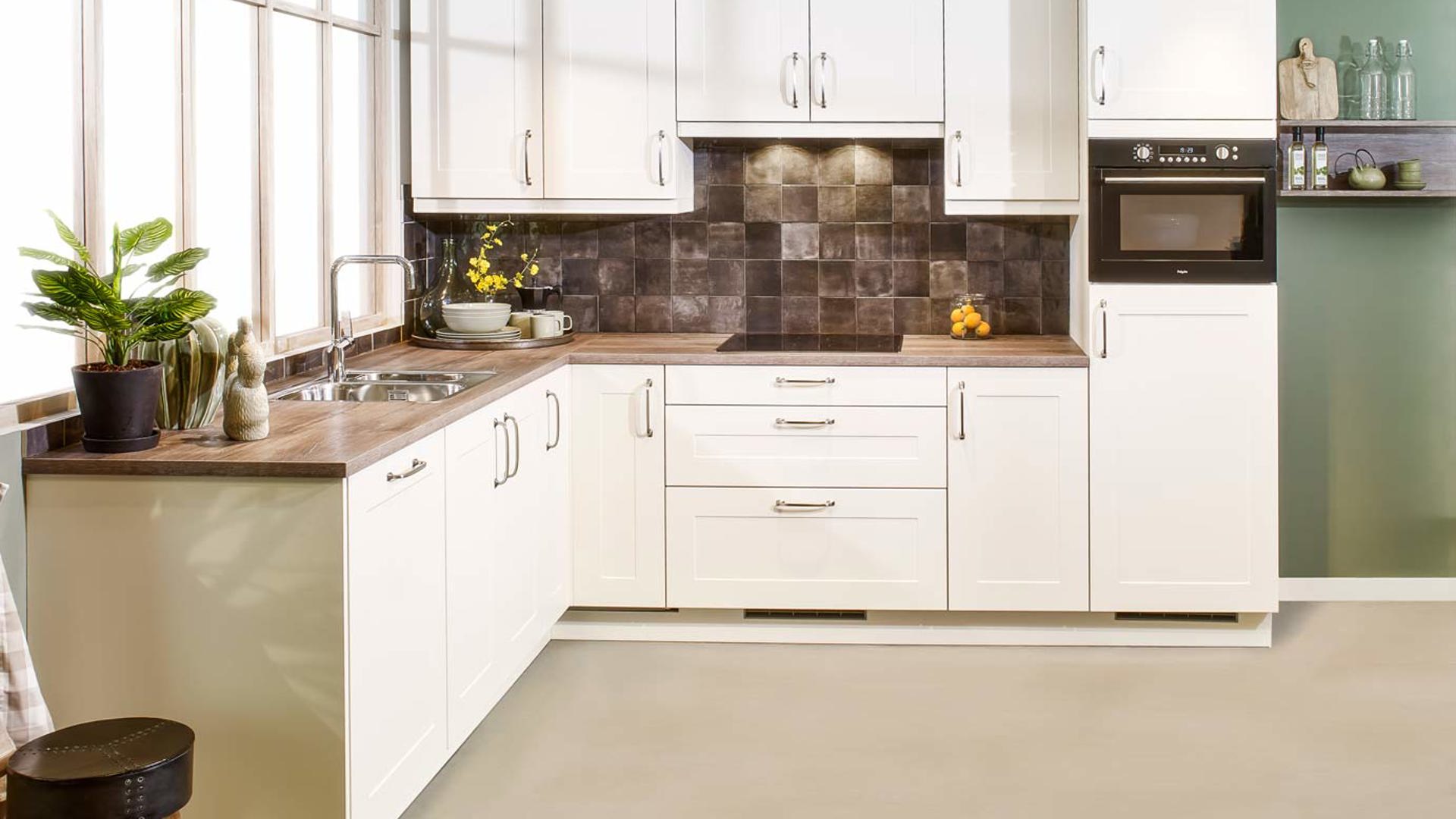 Tijdloze hoekkeuken, ruime opbergmogelijkheid