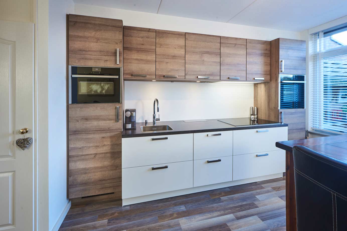  Tijdloze keuken Krimpen aan den Ijssel met brede lades