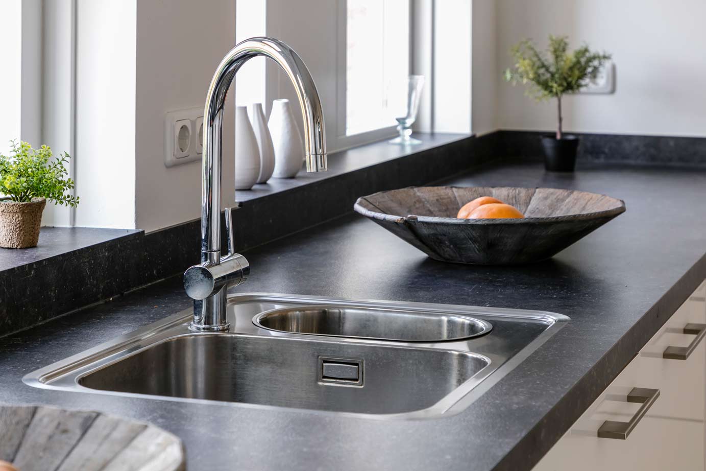 Tijdloze hoekkeuken Dronten, anderhalve spoelbak