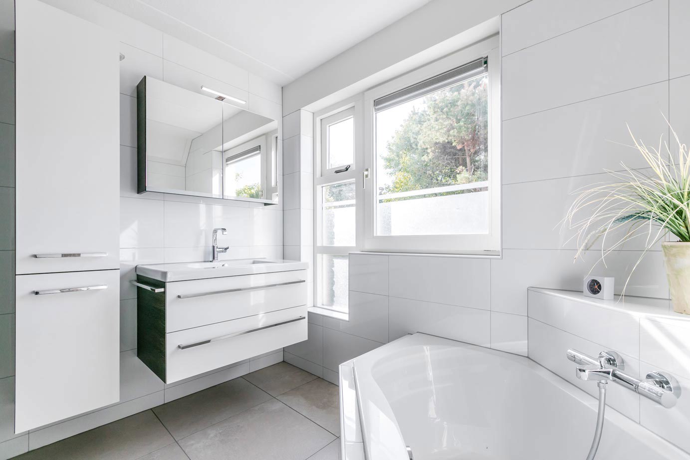 Badkamer Lelystad met prachtig meubel