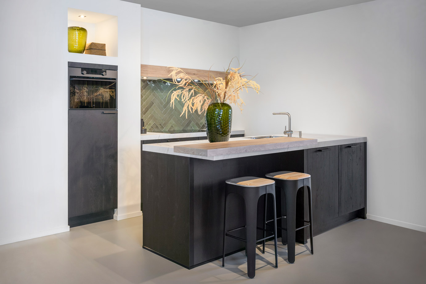 Zwarte Keuken Met Eiland (1)