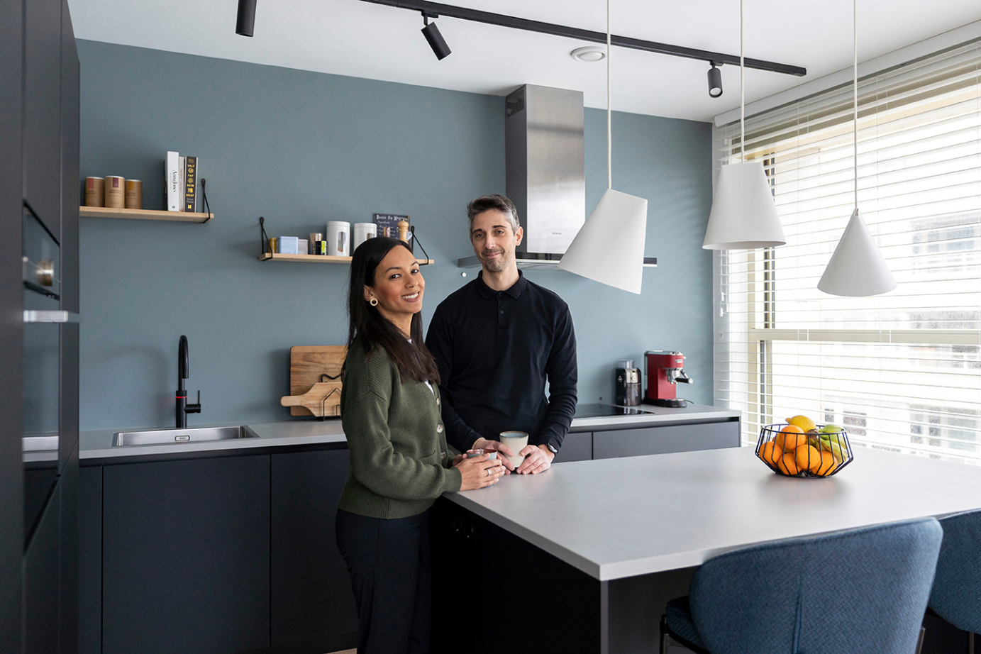 16 Zwarte Keuken Kookeiland