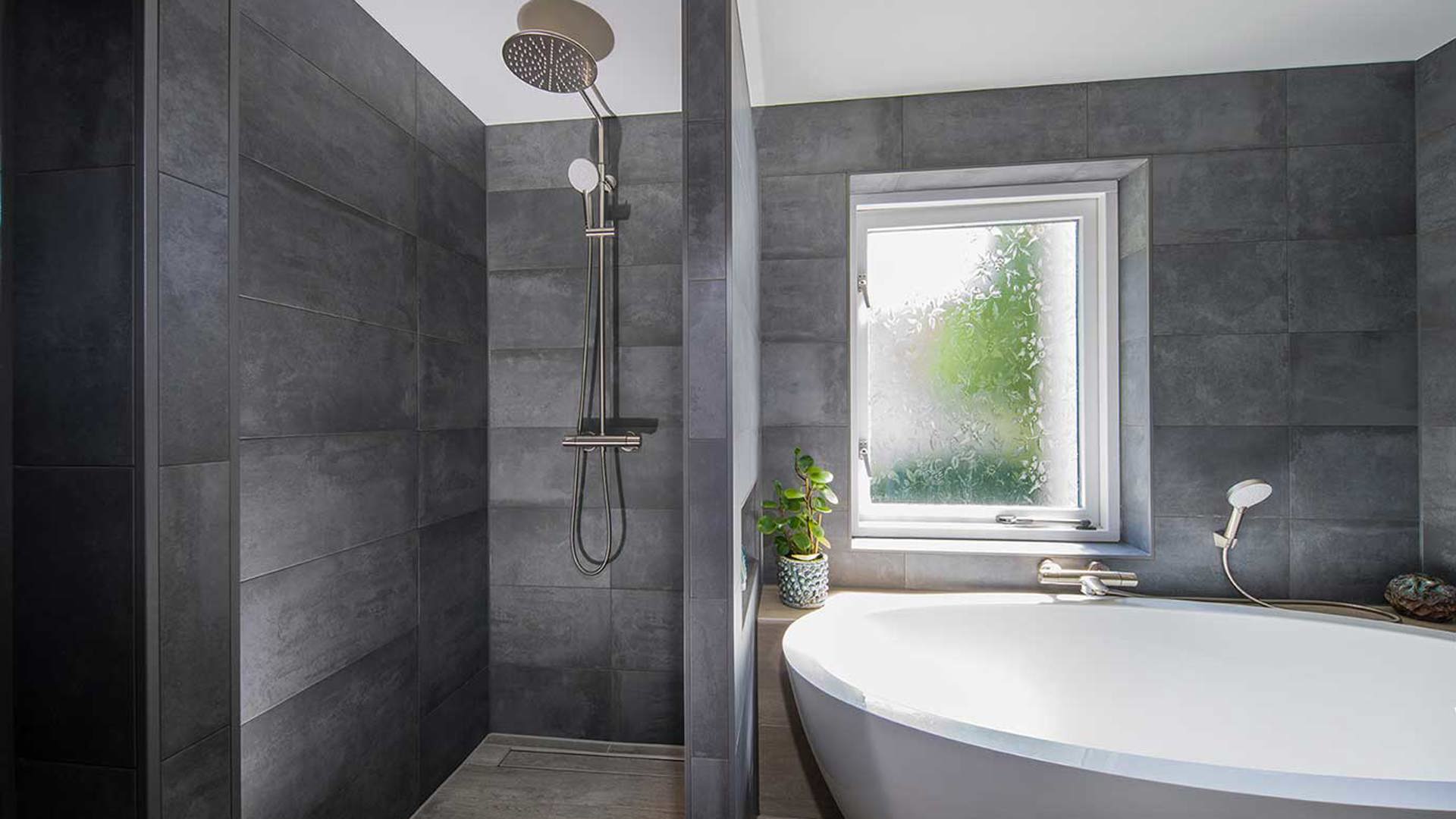 3 Moderne Grijze Betonlook Badkamer Inloopdouche